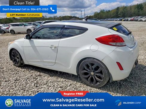 Used 2013 Hyundai Veloster w/ Style Pkg FWD image 3