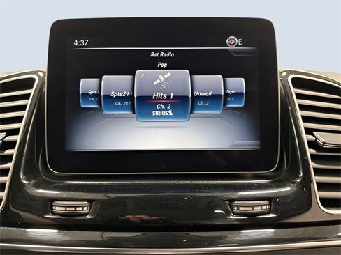 Used 2018 Mercedes-Benz GLS 550 4MATIC image 23