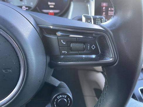 Used 2022 Porsche Macan S image 34