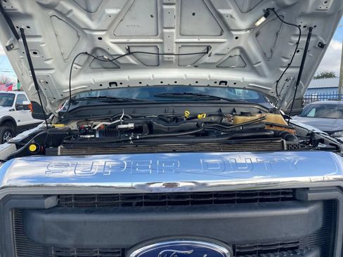 Used 2015 Ford F350 XLT w/ XLT Value Package AWD/4WD image 11