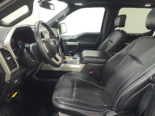Used 2018 Ford F150 Lariat w/ Equipment Group 502A Luxury AWD/4WD image 4