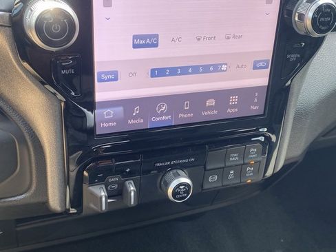 New 2025 RAM 2500 Tradesman image 21