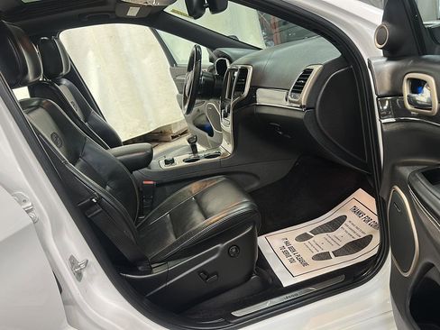 Used 2015 Jeep Grand Cherokee Overland image 29