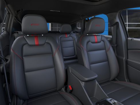 New 2026 Chevrolet Trax RS w/ Sunroof Package FWD image 16