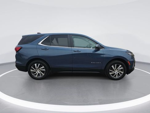 Certified 2024 Chevrolet Equinox LT AWD/4WD image 2