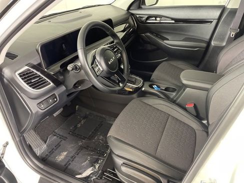 New 2026 Kia Seltos S image 17