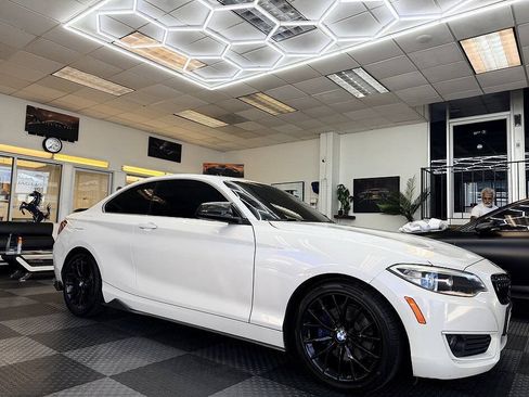 Used 2014 BMW 228i Coupe RWD image 3
