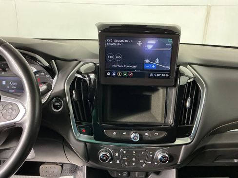 Used 2021 Chevrolet Traverse LT w/ LT Premium Package AWD/4WD image 31