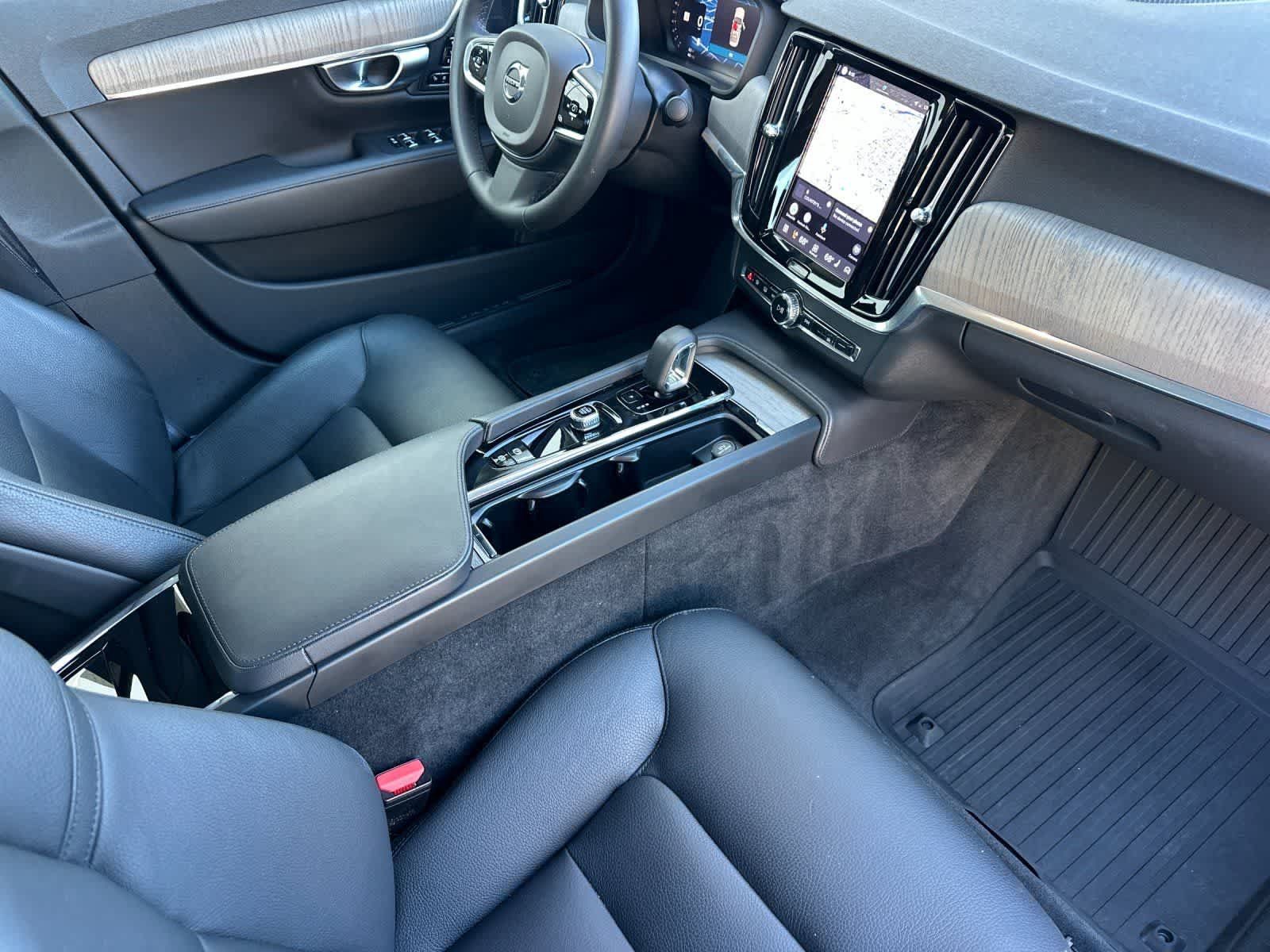 Used 2023 Volvo S90 B6 Plus w/ Protection Package Premier AWD/4WD image 15