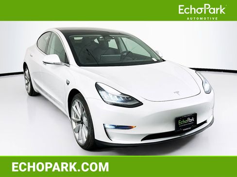 Used 2019 Tesla Model 3 Long Range image 1