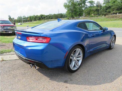 Used 2016 Chevrolet Camaro LT w/ RS Package image 2