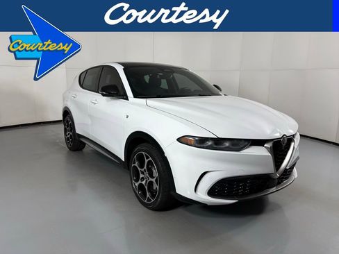 Used 2024 Alfa Romeo Tonale Ti image 1