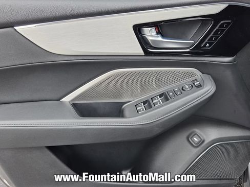 Used 2024 Acura MDX SH-AWD image 17