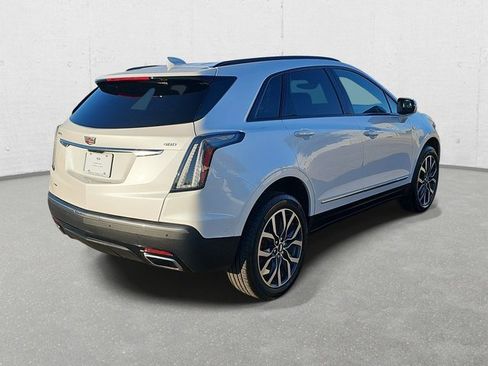 Used 2025 Cadillac XT5 Sportv w/ Technology Package image 5