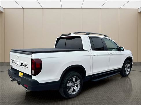 Used 2024 Honda Ridgeline RTL image 3