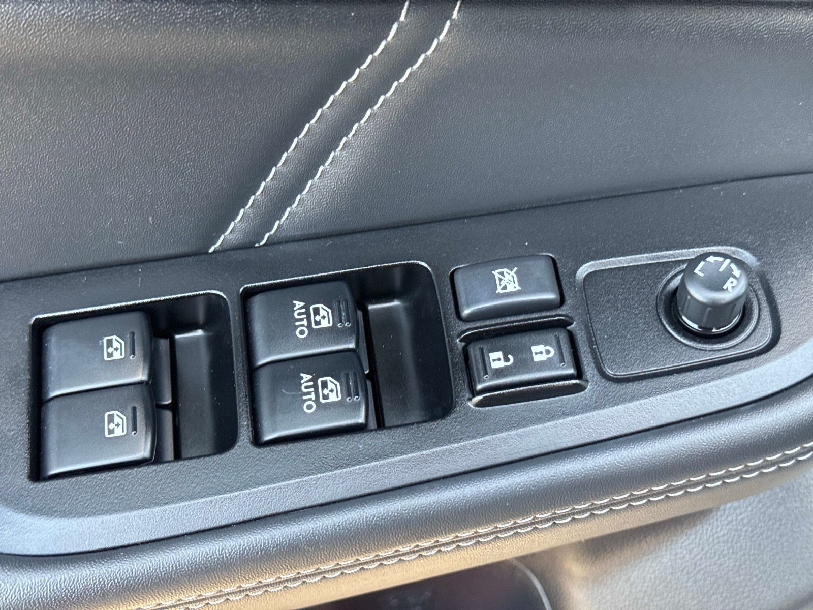 Used 2019 Subaru Outback 2.5i Limited AWD/4WD image 22