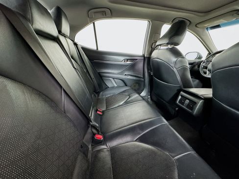 Used 2018 Toyota Camry XSE image 26