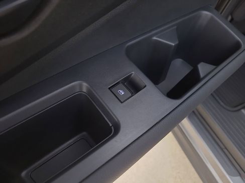 Certified 2024 Nissan Pathfinder SV image 16