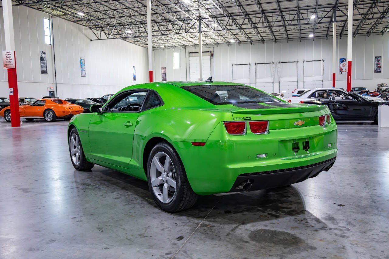 Used 2010 Chevrolet Camaro LT RWD image 5