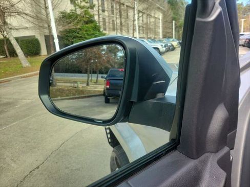 Certified 2025 Toyota Tacoma SR5 image 13