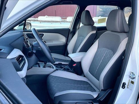 Used 2025 Subaru Forester image 21