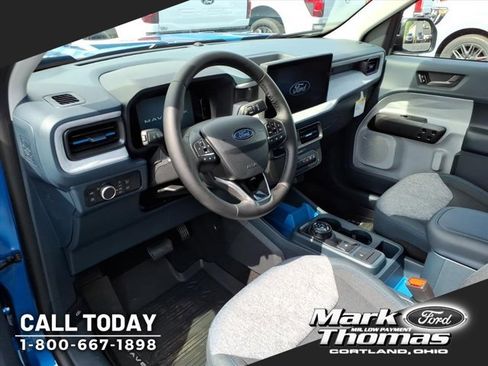 New 2025 Ford Maverick XLT image 8