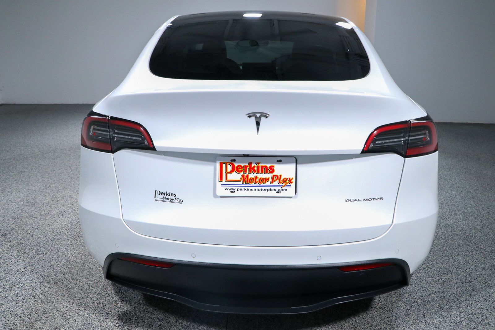 Used 2022 Tesla Model Y Long Range AWD/4WD image 8
