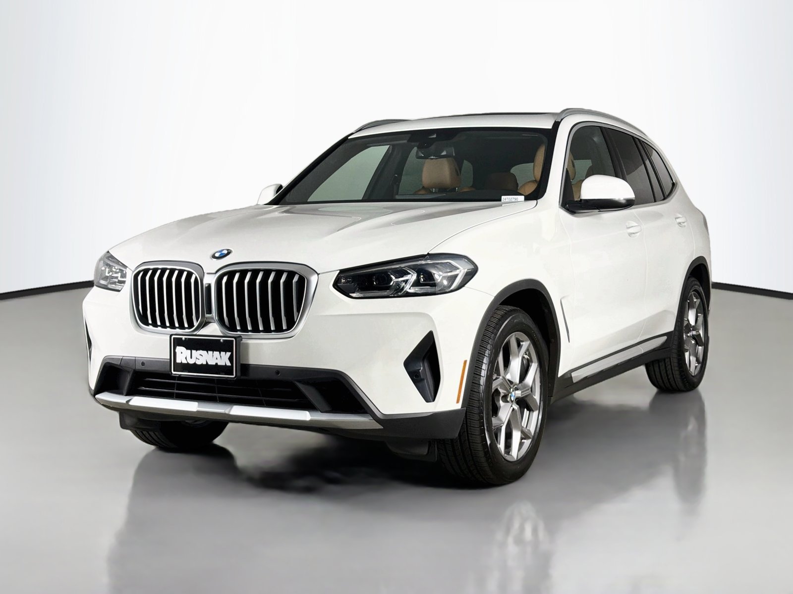 Certified 2023 BMW X3 sDrive30i w/ Premium Package RWD image 3
