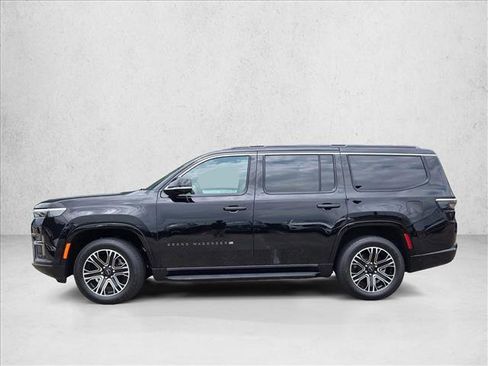 Used 2026 Jeep Grand Wagoneer 4WD w/ Premium Group I image 7
