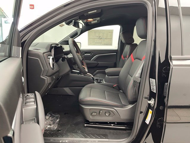 New 2026 Chevrolet Colorado Z71 w/ Technology Package AWD/4WD image 14