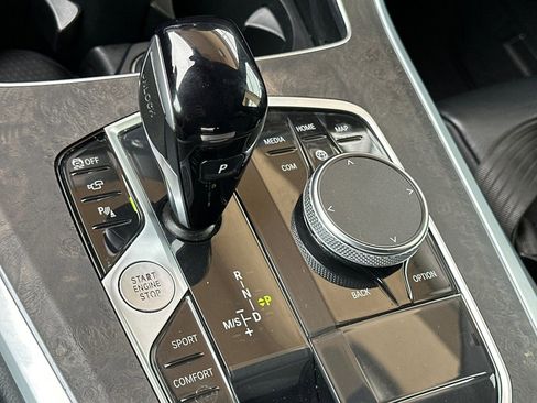 Used 2022 BMW X5 xDrive40i w/ M Sport Package image 23