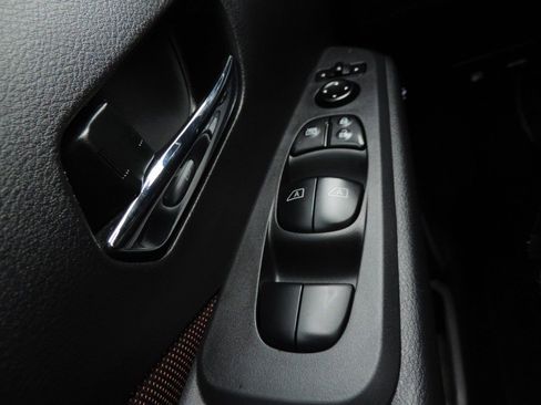 Certified 2024 Nissan Kicks SR w/ Interior Electronics Package image 25