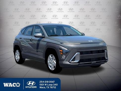 Used 2026 Hyundai Kona SE image 8