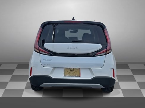 Used 2024 Kia Soul LX w/ Option Group 015 image 6