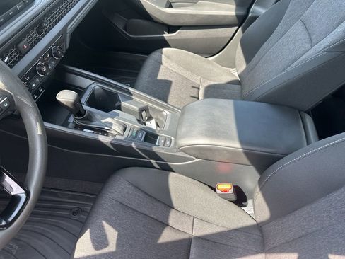 Used 2023 Honda Accord LX image 12