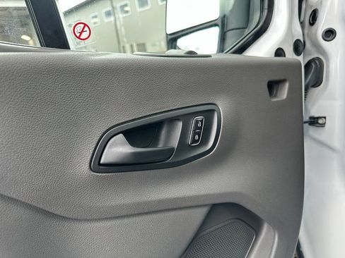 Used 2025 Ford Transit 250 Low Roof w/ Exterior Upgrade Package RWD image 25