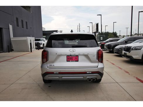 Certified 2025 Hyundai Palisade SEL AWD/4WD image 8