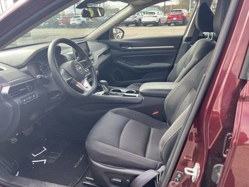 Used 2023 Nissan Altima 2.5 SV image 13