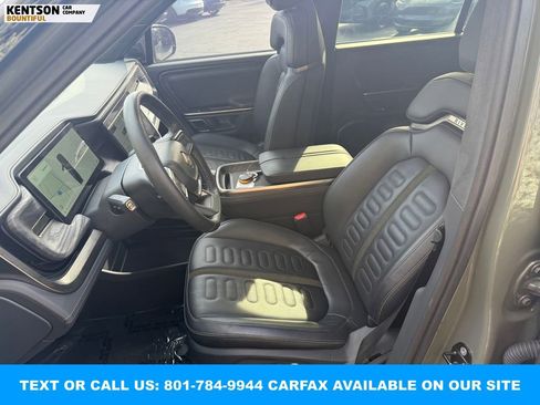 Used 2022 Rivian R1S Launch Edition image 29