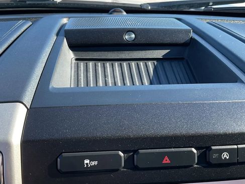 Used 2020 Ford F150 Lariat w/ Equipment Group 502A Luxury image 41