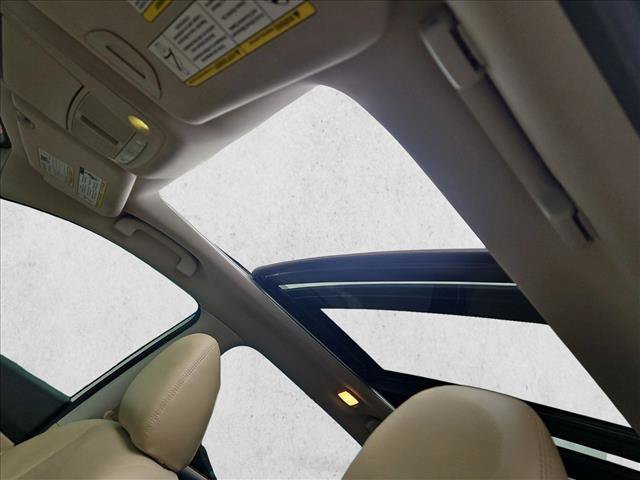 Used 2020 Nissan Rogue SV w/ Sun & Sound Touring Package AWD/4WD image 16