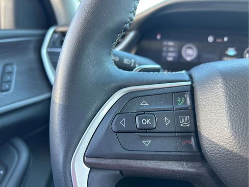 Certified 2023 Jeep Grand Cherokee Limited w/ Luxury Tech Group II image 15