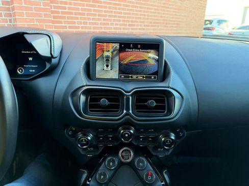 Used 2019 Aston Martin V8 Vantage Coupe image 26