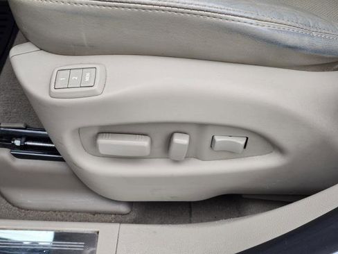 Used 2012 Cadillac SRX Luxury image 12