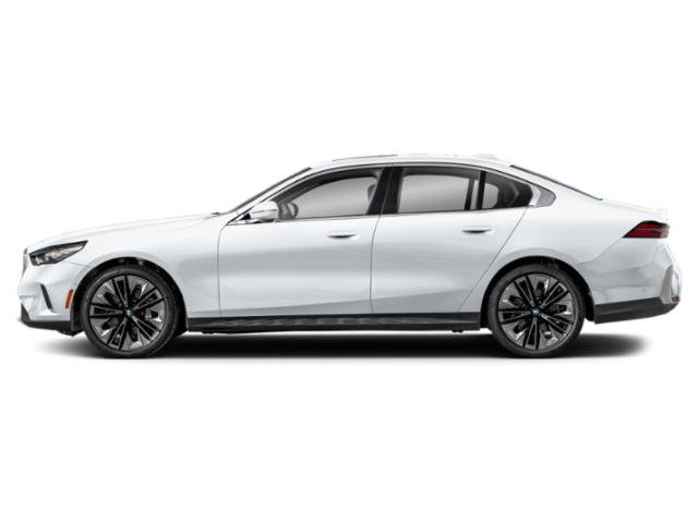 Used 2026 BMW 530i w/ M Sport Package RWD image 3