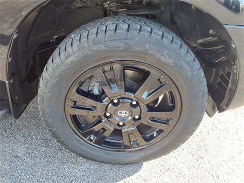 Used 2018 Toyota Sequoia TRD Sport image 29