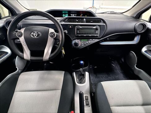 Used 2013 Toyota Prius C Two FWD image 10