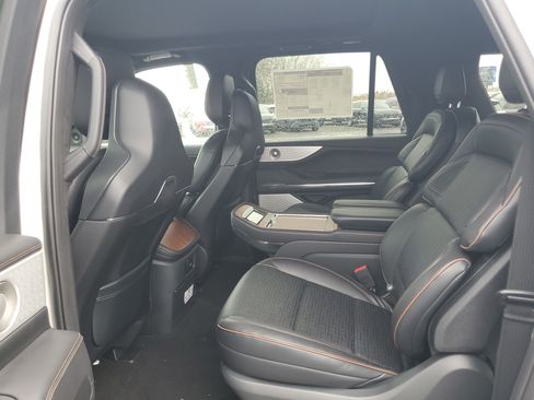 New 2026 Lincoln Navigator L Black Label image 27