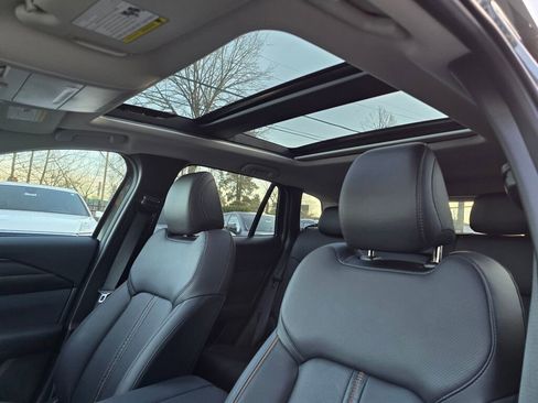 Certified 2025 MAZDA CX-50 AWD 2.5 Hybrid w/ Premium Pkg image 23