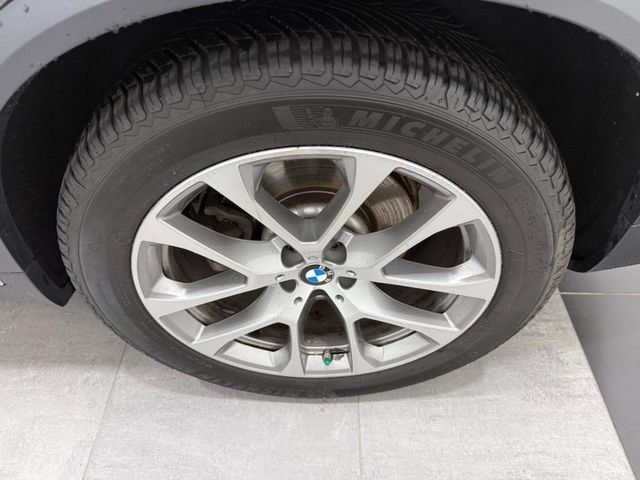 Used 2021 BMW X5 xDrive40i w/ Convenience Package AWD/4WD image 5